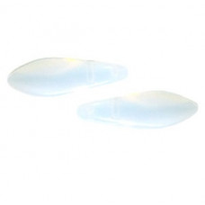 CzechMates Daggers 50 pack Milky White 0100