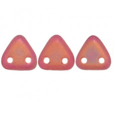 CzechMates Triangles 10 grams Matte Iris Siam Ruby MG9008