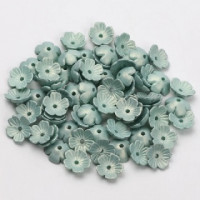 10 pack 10mm Green Acrylic Flowers