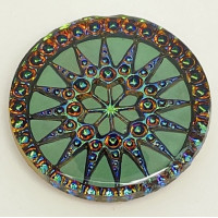 18mm Engraved Glass Compass Stone Crystal Green Sphinx