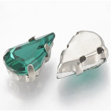 6 x 10 mm Sew on Teardrop 16 Emerald 6 x 10 mm Sew on Teardrop 16 Emerald